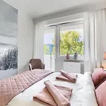 Апартаменты Blue Mare Blizej Morza Premium, 350 M Beach, Garaz Gratis *