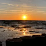Апартаменты Blue Mare Blizej Morza Premium, 350 M Beach, Garaz Gratis